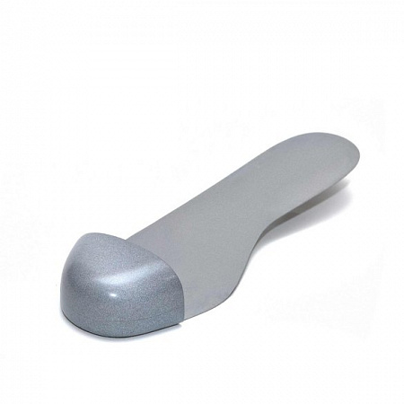 металлический подносок в резиновых сапогах